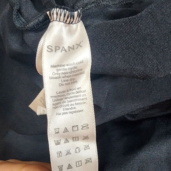 SPANX Long Sleeve Bodysuit Full Coverage Black Slimming Women's Size XL - NWT - Picture 6 of 6